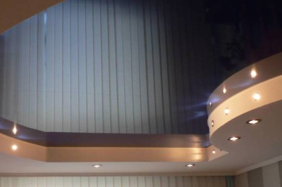 Монтаж потолков в неотапливаемом помещении: правила работы с ПВХ-пленкой при низких температурах