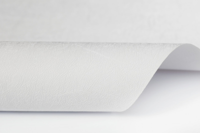 Как выбрать ПВХ-полотно для натяжных потолков: подробная инструкция